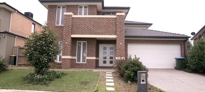 Newly Modern Home for Big Group Near SC Hotels in Melbourne