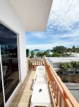 Kata Beachwalk Hotel and Bungalows - View biển