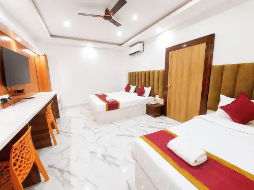 Puri Hotel Manjulata Residency - 2-Star