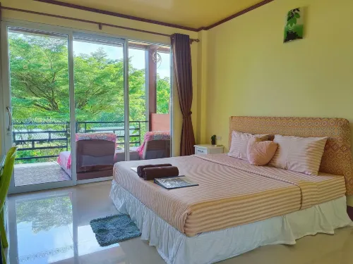 Khao Sok Country Resort
