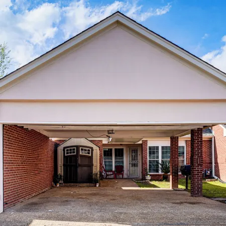 Quiet Jackson Condo: Near Hospitals & Colleges