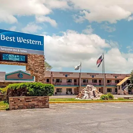 Turquoise Inn and Suites Cortez Near Mesa Verde