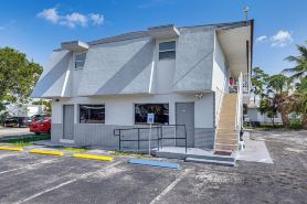 Fort Myers Escape Near Downtown & Beach w/ Parking