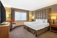 Best Western Plus Scottsdale Thunderbird Suites Các khách sạn ở Scottsdale