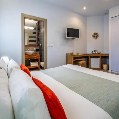 Bat Galim Boutique Hotel Hotels near Elijah's Cave