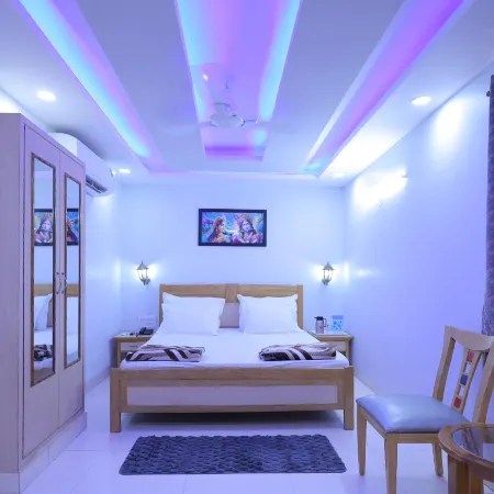Hotel Shubham Holidays