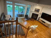 Waterfront Escape with Private Hot Tub & Terrace - baignoire