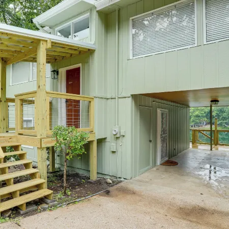 Private Dock! Lakefront Cherokee Village Retreat