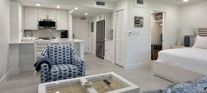 Sanibel Island Studio: Pool Access, Walk to Beach Hotels in Sanibel