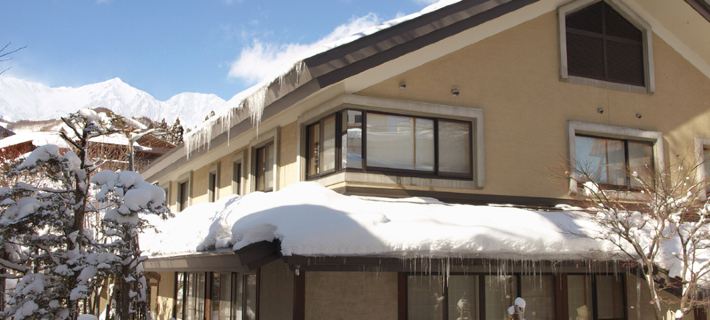 Hakuba Onsen Ryokan Shirouma-so Hotel di Hakuba