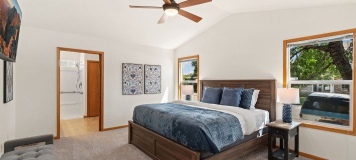 The Gathering Place 6BR Retreat With Game Room Hotels in Larimer County