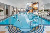 Sheraton Suites Calgary Eau Claire - Pools
