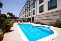 Holiday Inn Express & Suites AUSTIN NORTH CENTRAL by IHG - Cho phép mang theo thú cưng