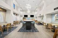 希爾頓歡朋套房酒店-蘭開斯特 - 早餐