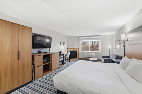 AmericInn by Wyndham White Bear Lake St. Paul - Parkering