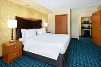 Fairfield Inn & Suites Plainville - bar