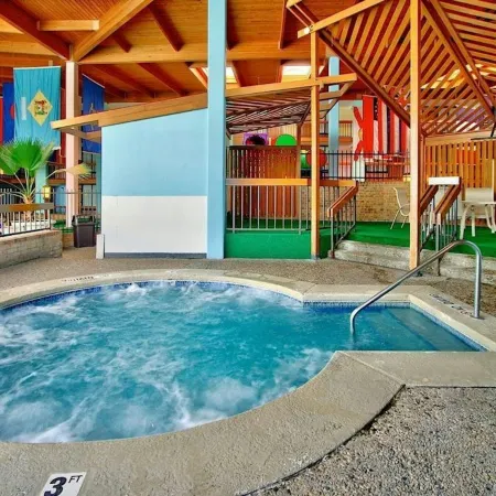 Mcm Grande Hotel FunDome Odessa