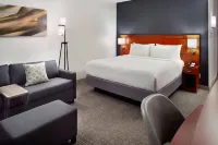 Courtyard Raleigh Midtown - Pet Friendly