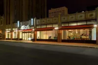 Aloft El Paso Downtown - بار