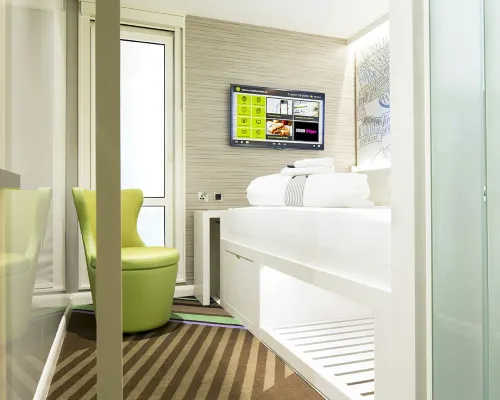hub by Premier Inn London West Brompton Hotel Photos