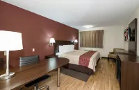 Red Roof Inn Toledo - Maumee - parking