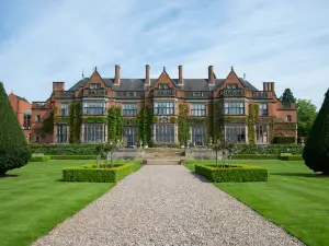 Hoar Cross Hall