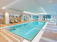 Sutton Place Hotel Toronto Hotels near Metro Hall