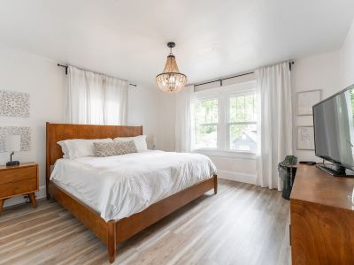 Comfortable Pet-Friendly Home in Indianapolis