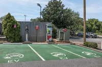 Best Western Plus Atlanta Airport-East - parking