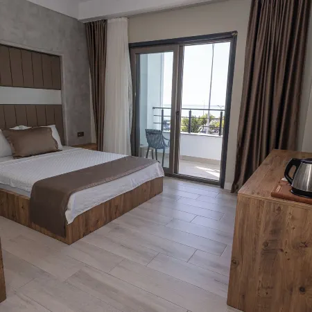 HOLMİ OTEL