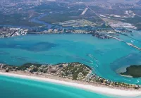 3Bd 3ba Island Oasis                 Beach Front with a Dock-Perfect Event Space - Wifi