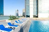 S Plaza Suites Hotel - Pools