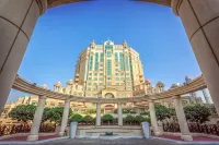 Swissôtel Al Murooj Dubai Hôtels à : Dubaï