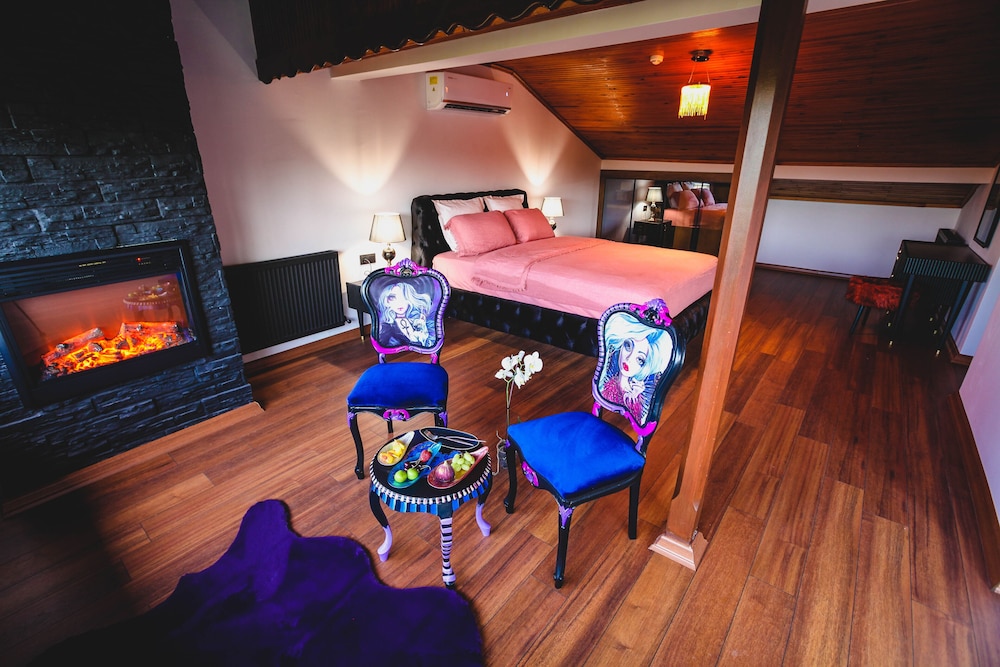 The Red Witch Boutique Hotel