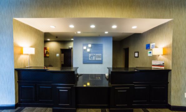 Holiday Inn Express & Suites ROCKINGHAM by IHG