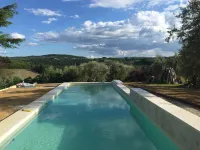 Un percorso di relax e storia tra vigneti e ulivi