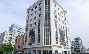 OYO 247 Host Palace Hotel Apartment