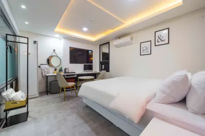 Jinju Hotel Coco Отели в г. Чинджу