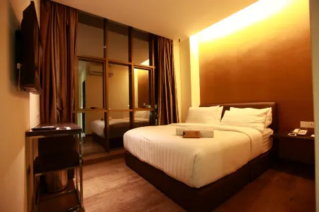 Starz Hotel Отели рядом с достопримечательностью «Taman Intan Kluang»