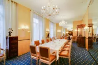 Brit Hotel Privilège le Royal - Centre Gare Hotels in Troyes