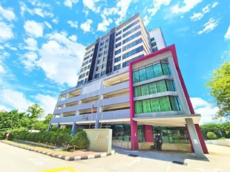 Nexus Regency Suites & Hotel