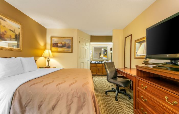 Quality Inn Johnson City I-26 Exit 17