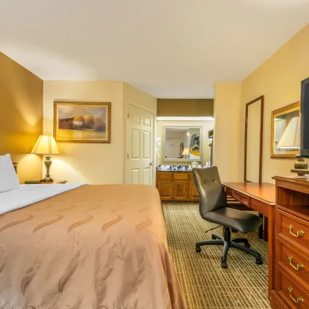 Quality Inn Johnson City I-26 Exit 17