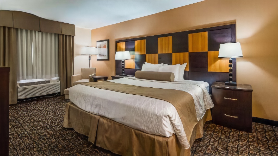 Best Western Plus - Wendover Inn