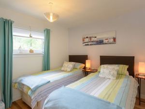 Thistle Apartment Perfect for Golfers and Couples