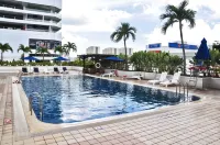 Jen Penang Georgetown by Shangri-La - Pool