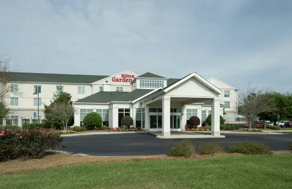 多森希爾頓花園酒店