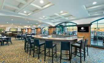 DoubleTree by Hilton San Pedro - Port of Los Angeles