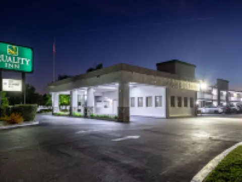 Quality Inn Bradenton - Sarasota North Hotels in Manatee County