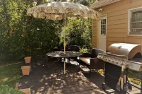 The Bungalow at Grand Forks 그레이터 그랜드포크스 페어 주변 호텔